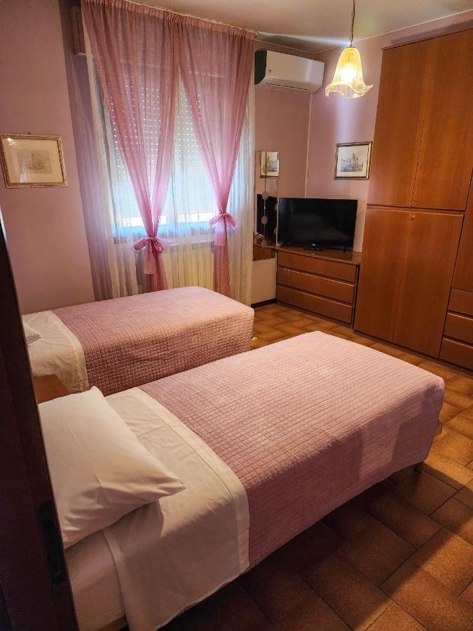 Gold B&B Ravarino Dış mekan fotoğraf